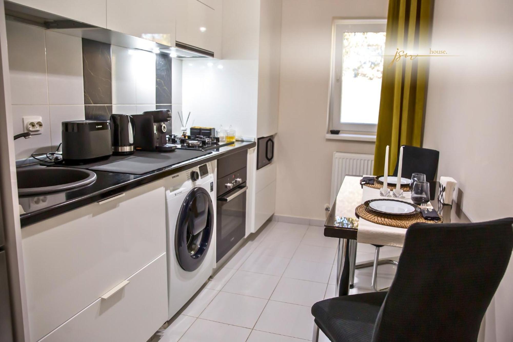 Jsn House - Private Parking & Premium Services Bukares Bagian luar foto